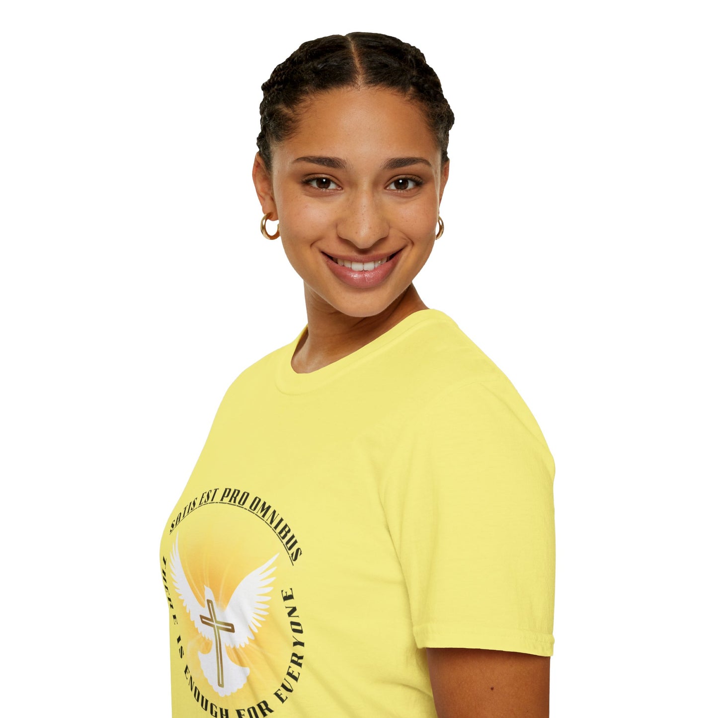 Satis Est Omnibus Tee